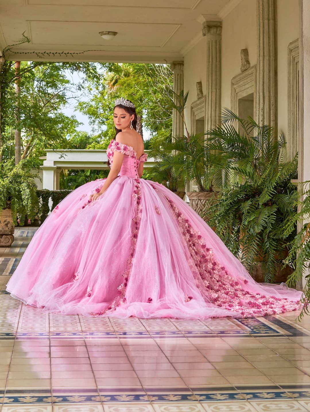 Divas Quinceañeras YMJ of Mesa, AZ Dresses & More